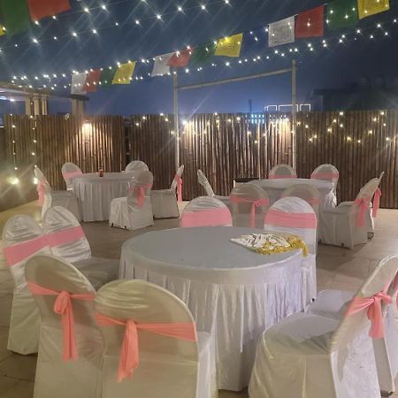 Zirakpur Hotel Pearl Wood מראה חיצוני תמונה